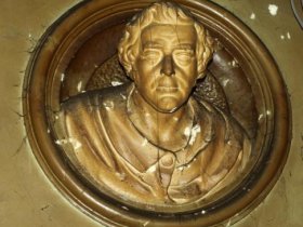 Robert Stephenson medallion pre-conservation