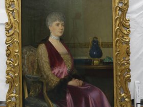 Queen Mary portrait after conservation